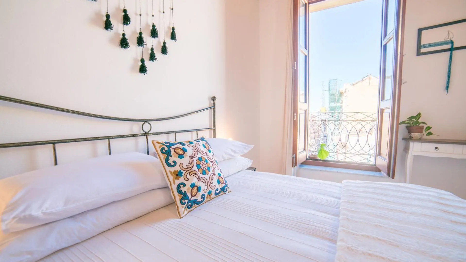 Yenne Apartment 칼리아리